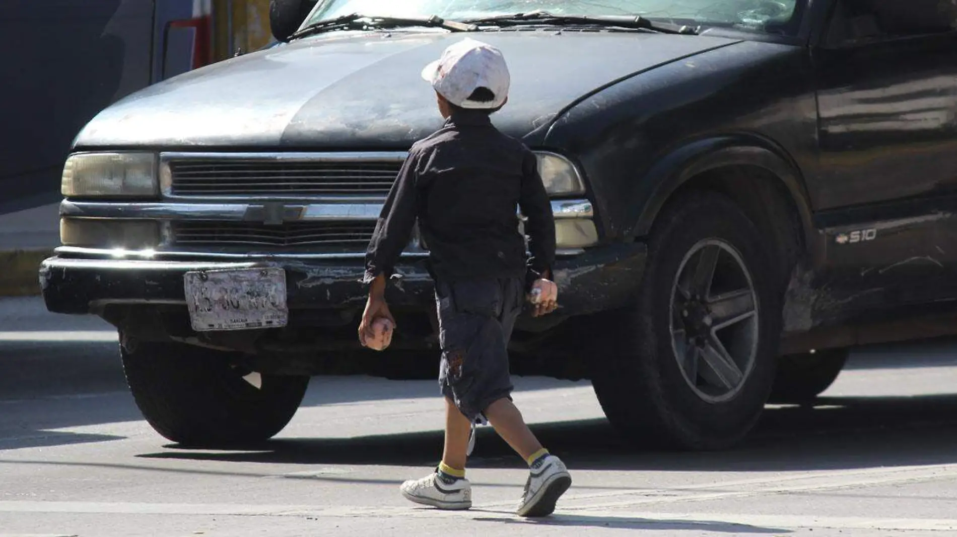 niños caminando en Puebla